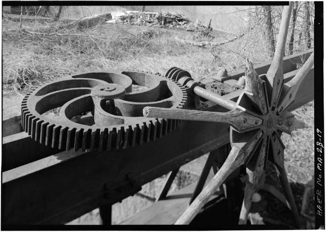 Figure 3: Paddle Gate Actuator, Swamp Locks, Pawtucket Canal